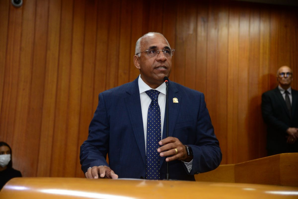 Veto absurdo de Rogerio Cruz é derrubado por vereadores de Goiânia